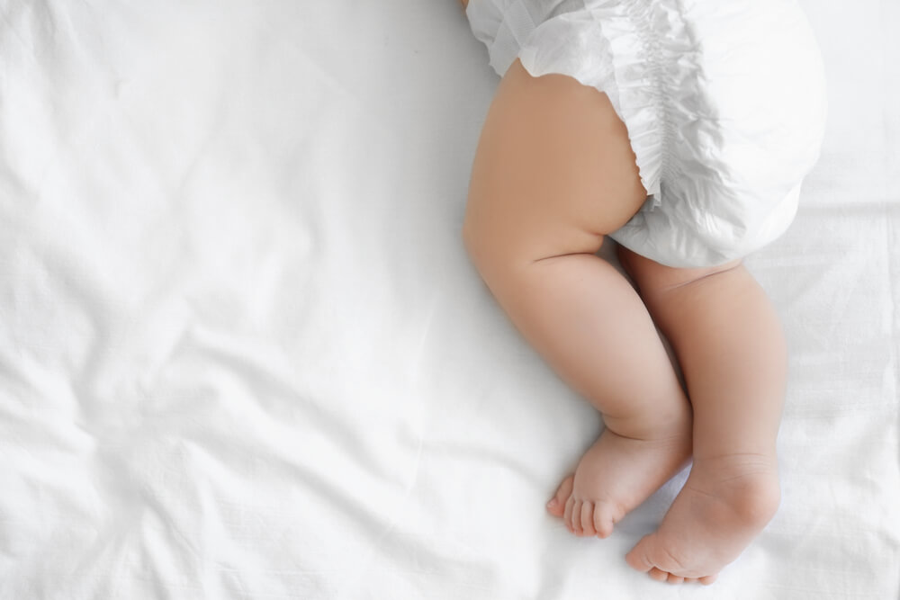 Babybett Einlagen - Matratzenschutz bei auslaufenden Windeln