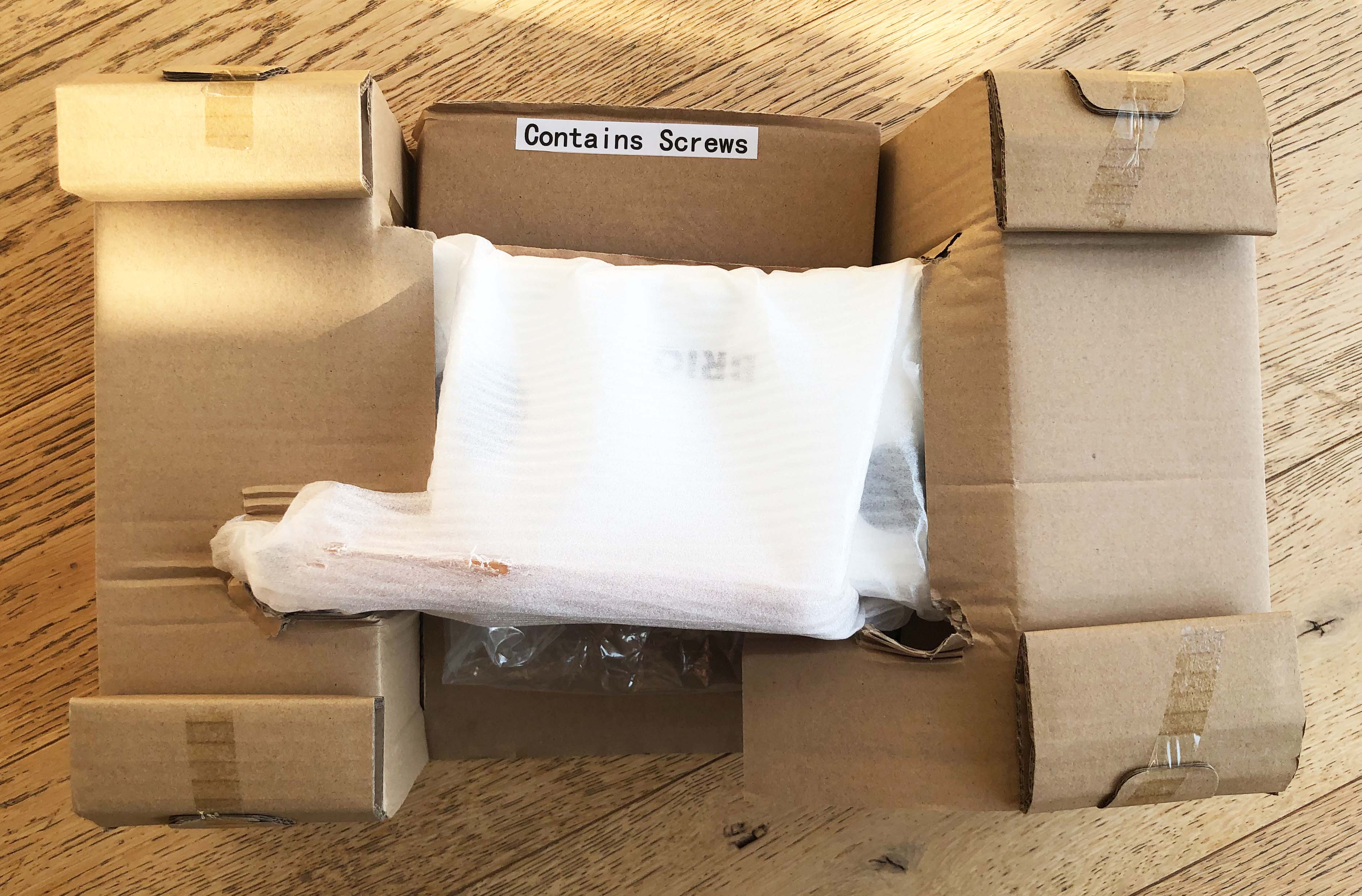 Brio-Dackel-Rutscher-verpackt
