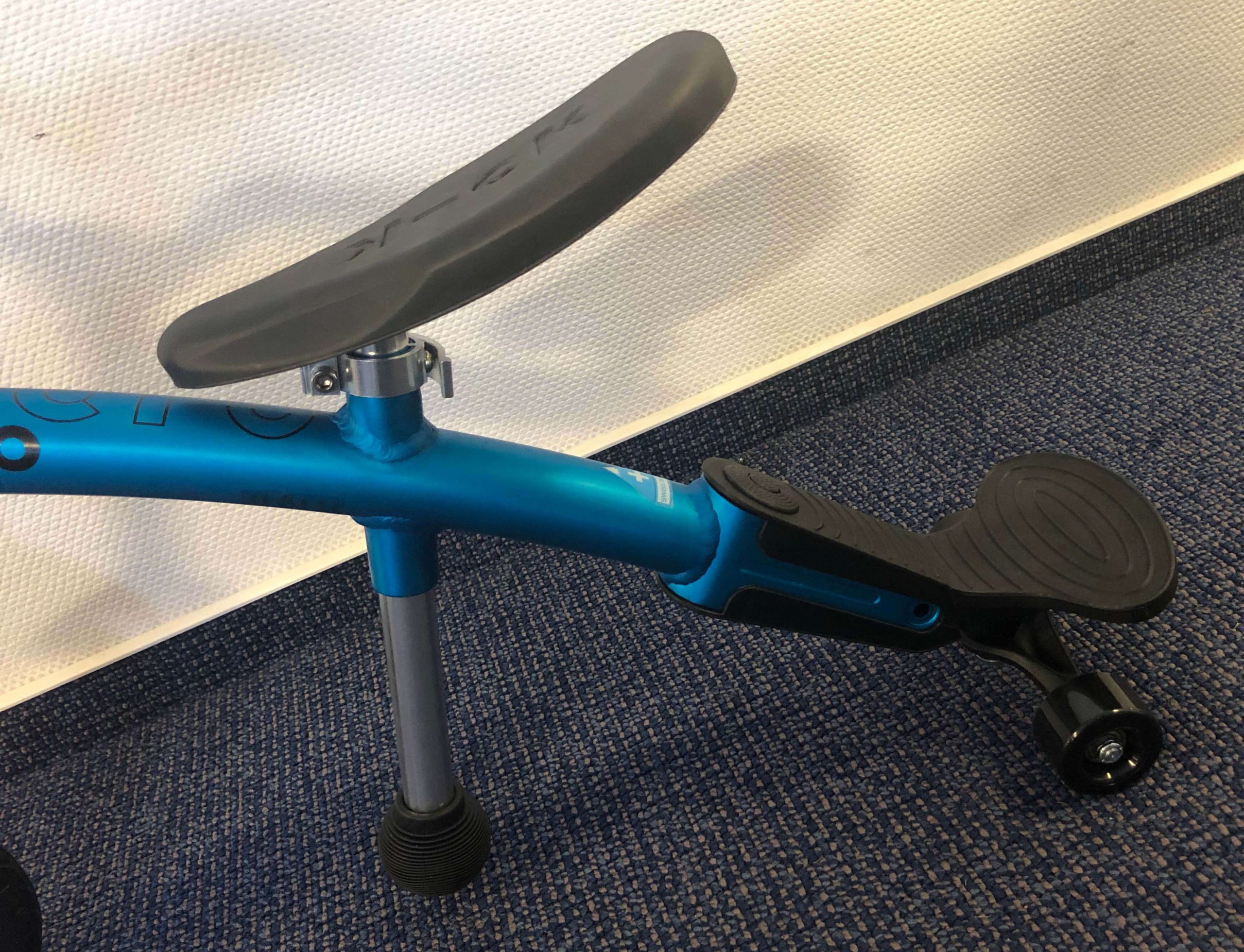 g-bike-chopper-deluxe-cariving-hinterteil