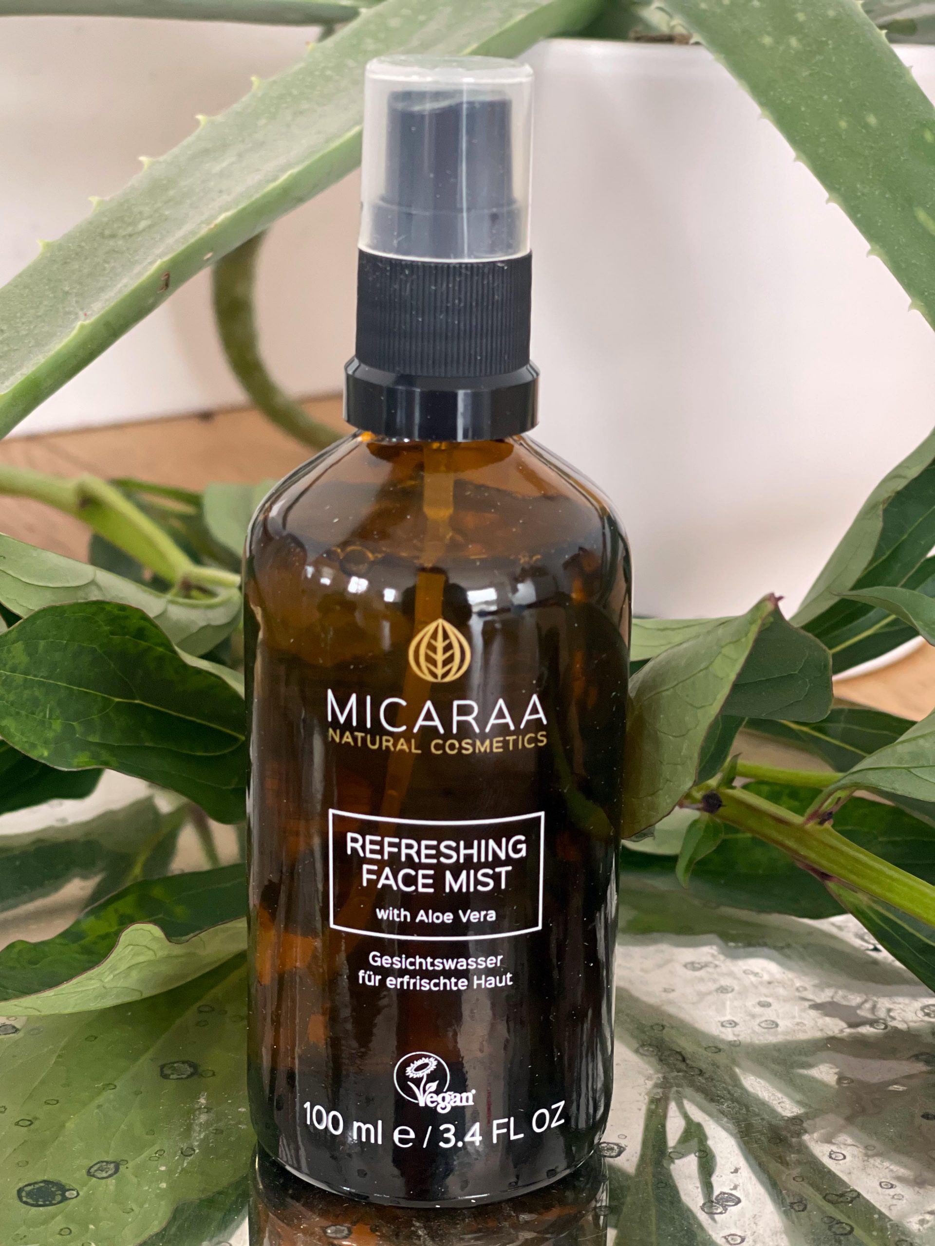 micaraa-refreshing-face-mist-ausgepackt